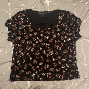 Forever 21 XL velvet rose crop top
